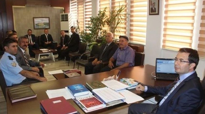 Suriyeli &Ouml;ğrencileri Okulla Kazandırma Toplantısı Yapıldı