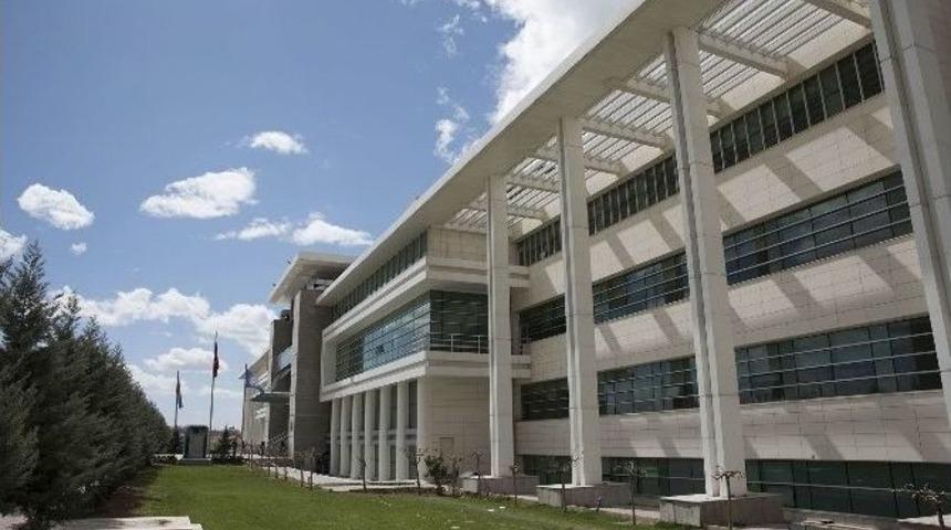 Kto Karatay &Uuml;niversitesi &Ouml;ğrencilerine T&uuml;bitak&rsquo;tan Davet