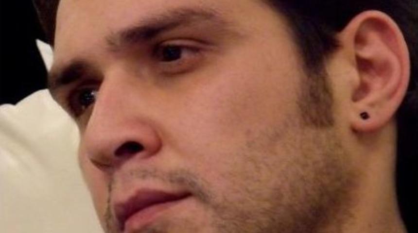 Gen&ccedil; Yazarlar Mutlu Ve Zeybek&rsquo;ten Manisa Ve Fo&ccedil;a&rsquo;da İmza G&uuml;n&uuml;