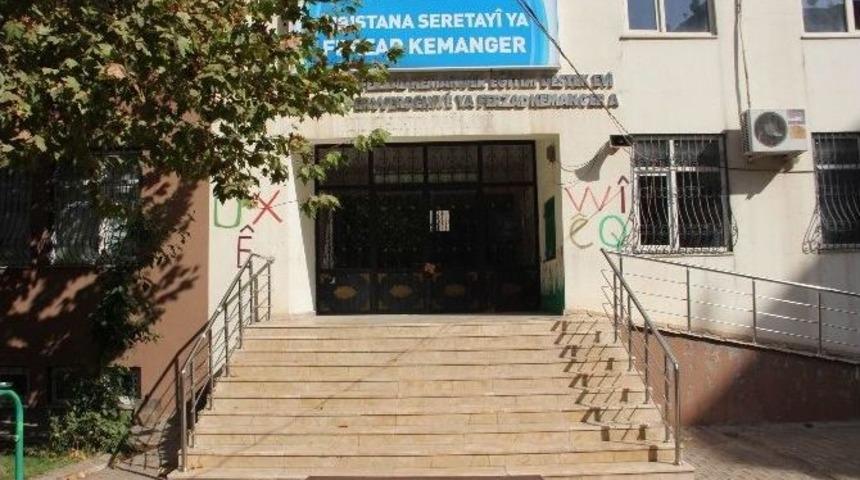 Diyarbakır&rsquo;da K&uuml;rt&ccedil;e Eğitim Veren &Ouml;zel Okul Kapatıldı