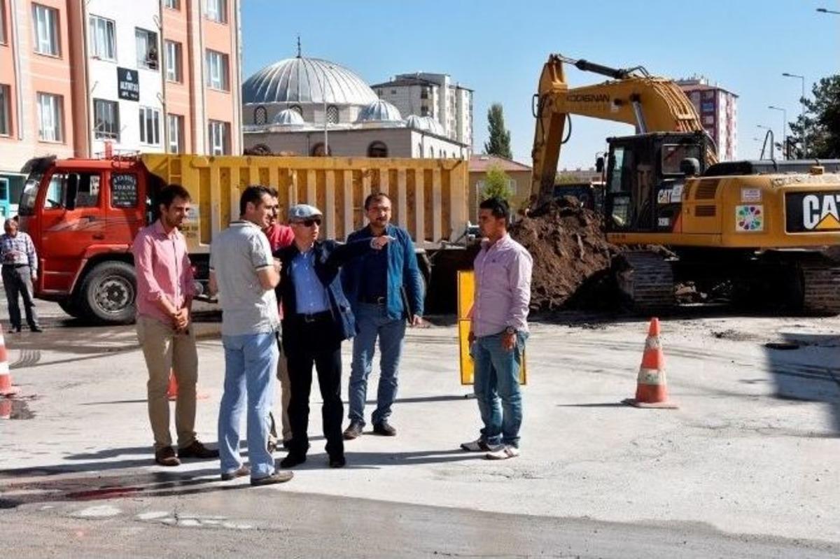 Başkan &Ccedil;olakbayrakdar Asfalt &Ccedil;alışmalarını İnceledi