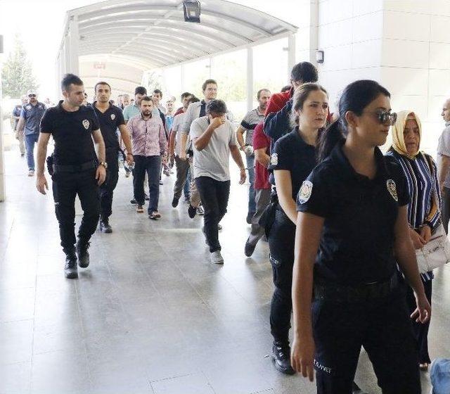 Fet&ouml;&rsquo;n&uuml;n Antalya&rsquo;daki Eğitim Kadrosu Adliyede 1