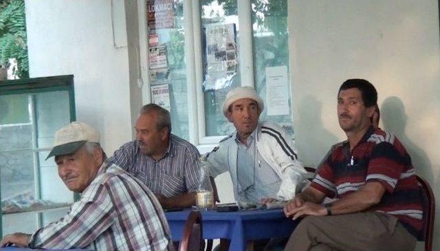 İzmir’de İki Mahalle Aliağa’ya Bağlanmak İçin Sandığa Gitti