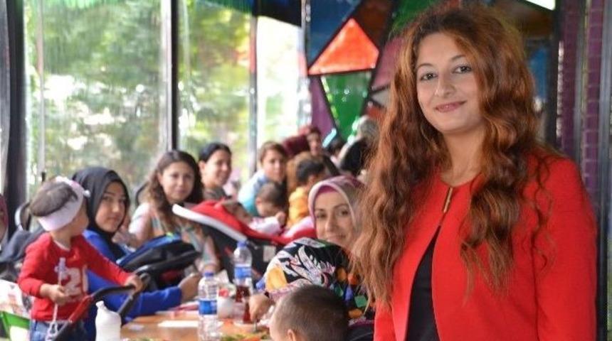 Isparta&rsquo;nın Gelinleri Sosyal Medyada Grup Kurdu