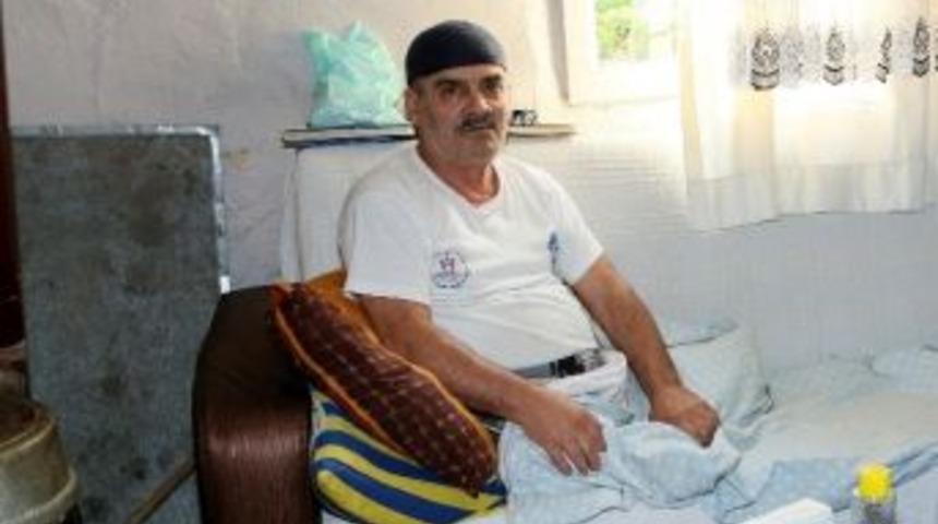 Tek İsteği Eşi İ&ccedil;in Tekerlekli Sandalye