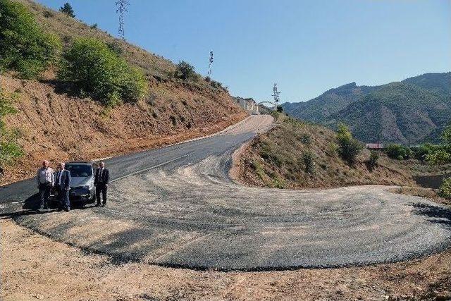 Gümüşhanespor Tesislerinin Yolu Asfaltlandı 2