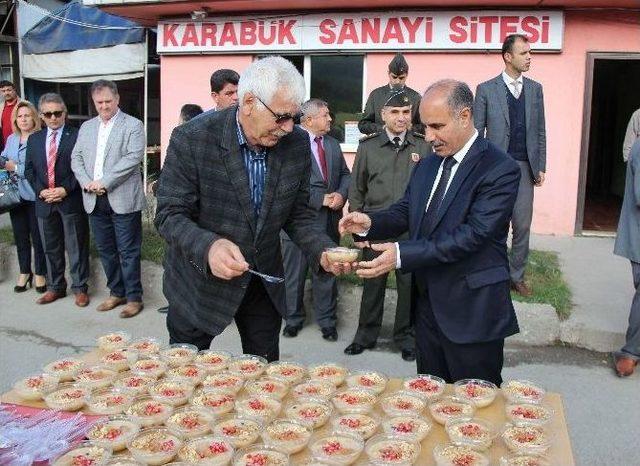 Sanayi Esnafının 18 Yıllık Pazartesi Geleneği