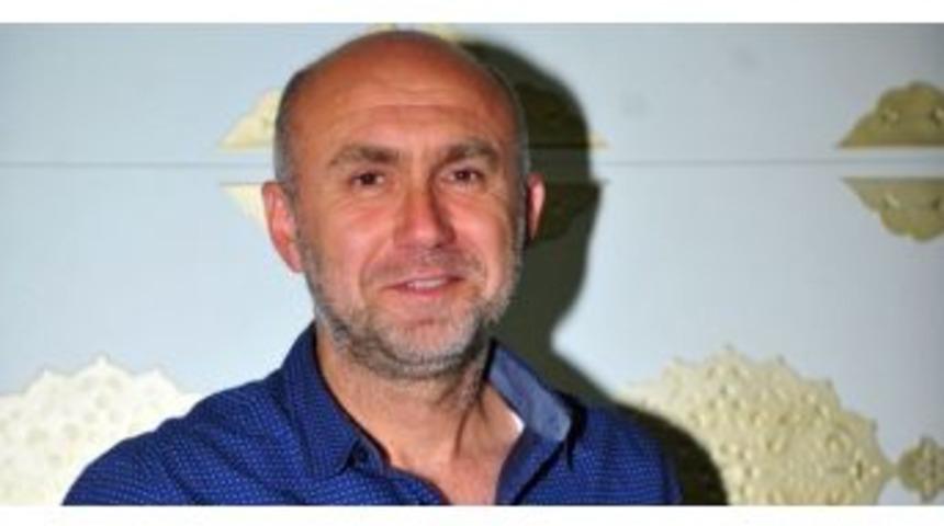 Orhangazispor Teknik Direkt&ouml;r&uuml; Tuğrul Metin: