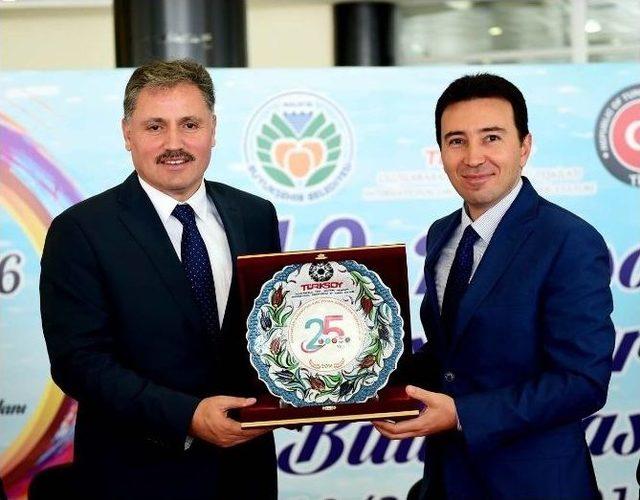 19 &Uuml;lkenin Ressamları Malatya&rsquo;da 1