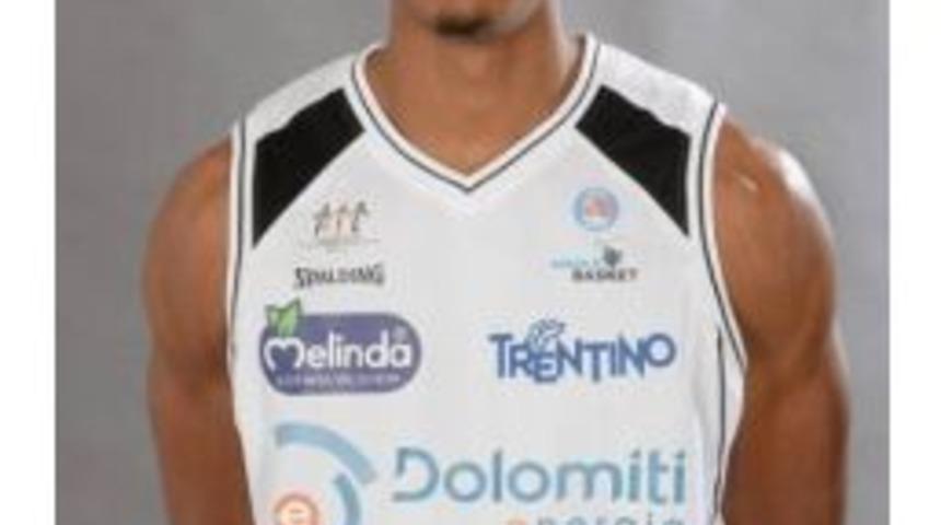 Pınar Karşıyaka Amerikalı Pivotla Anlaştı