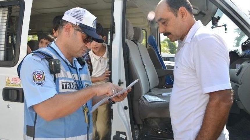 Mersin&rsquo;de Servis Ara&ccedil;ları Denetleniyor