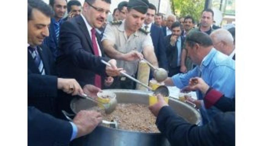 P&uuml;t&uuml;rge&rsquo;de Aşure Etkinliği
