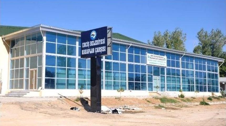 Erciş&rsquo;te Yeni Kasaplar &Ccedil;arşısının Yapımı Tamamlandı