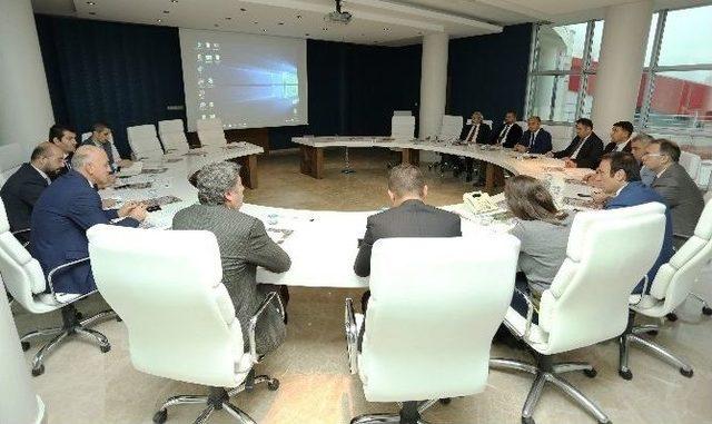 Genç: “diz Çöktüremeyecekler” 1