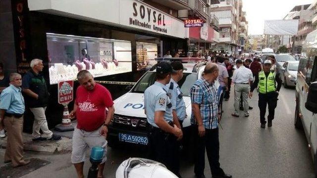 Soygun İçin Kuyumcuya Girdi, Çalışanları Vurdu