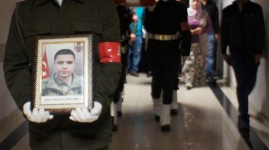 Şehit Onbaşının Cenazesi Alaşehir&rsquo;e Getirildi