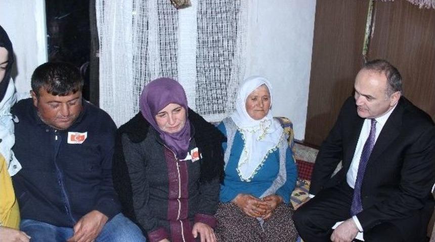 Bakan &Ouml;zl&uuml;,&rdquo;ter&ouml;r &Ouml;rg&uuml;t&uuml;n&uuml;n Lider Kadrosu Dahil Herkes Bunun Hesabını Verecek&rdquo;