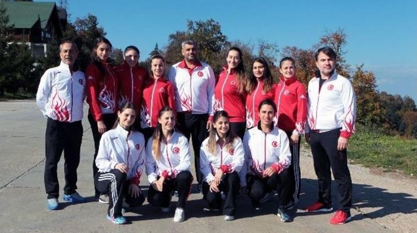 Bayan Karateciler Avusturya&rsquo;da Şampiyonluk Hedefliyor