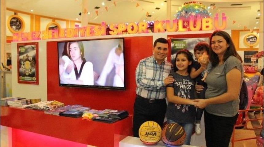 Kepez Belediyesi Spor Kul&uuml;b&uuml;nden Deepo&rsquo;da Renkli Tanıtım