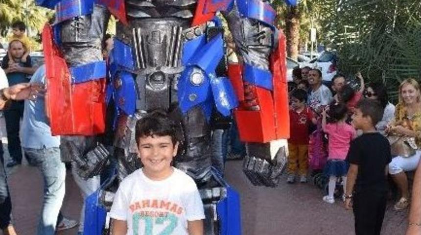 Forum Bornova&rsquo;da Transformers&rsquo;ın Efsanelerine Yoğun İlgi