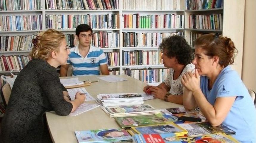 Bayraklı&rsquo;da K&uuml;t&uuml;phaneler Teknoloji &Uuml;ss&uuml; Oluyor