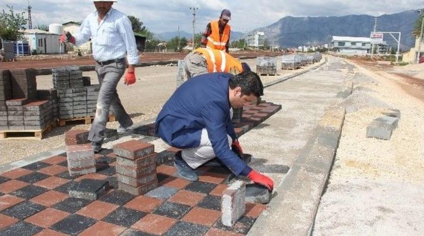 D&ouml;şemealtı Belediyesi 2.5 Yılda 365 Kilometre Yol A&ccedil;tı