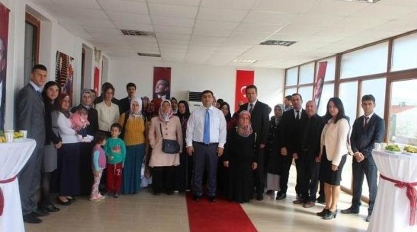 Tekirdağ&rsquo;da 300&rsquo;e Yakın Vatandaş Okuma Yazma &Ouml;ğrendi