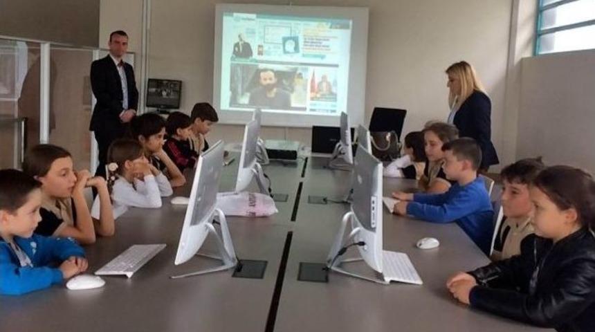 &Ccedil;ocuklar Geleceği Programlıyor