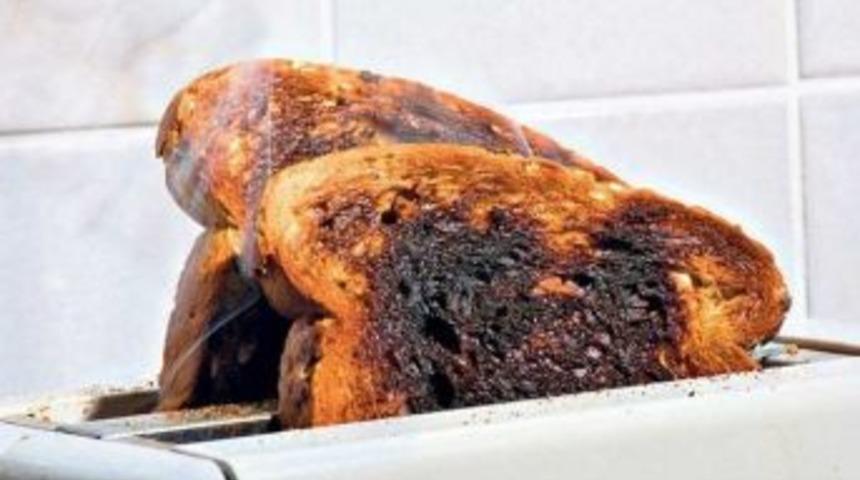 Do&ccedil;. Dr. Oğuz &Ouml;zyaral: "yanık Yemek Kansere Davetiye &Ccedil;ıkarıyor"