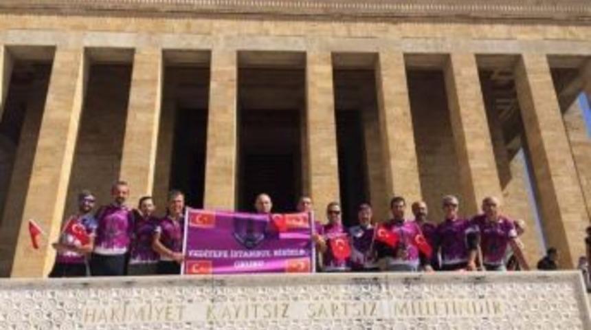 Yeditepe Bisiklet Grubu, Anıtkabir&rsquo;i Ziyaret Etti