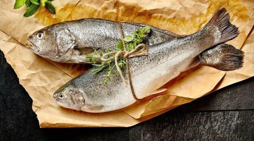 İspanyollara T&uuml;rk &Ccedil;ipurası Ve Levreği Ziyafeti