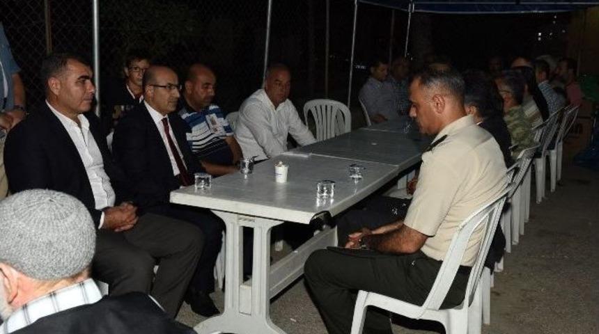 Vali Demirtaş&rsquo;tan Şehit Piyade Er &Ouml;zkan Altınok&rsquo;un Ailesine Taziye Ziyareti