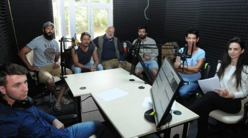 Heykeltıraşlar Radyo Mutlu&rsquo;nun Konuğu Oldu