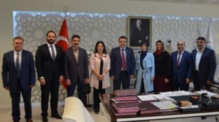 Hak-iş&rsquo;ten Başkan Gen&ccedil;&rsquo;e Ziyaret