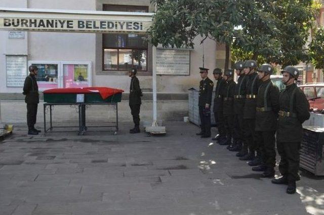 Burhaniye De Kore Gazisi Son Yolculuğuna Uğurlandı