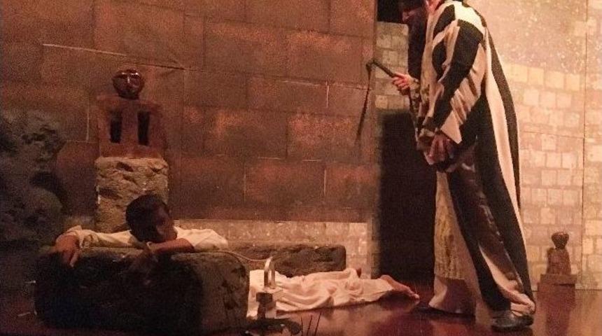 Şehir Tiyatroları Sezonu &rsquo;allah&rsquo;ın Aslanı Hz. Hamza&rsquo; Oyunuyla A&ccedil;tı