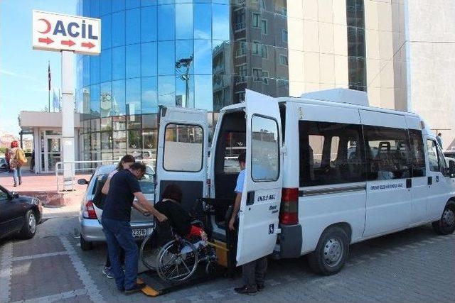 Edremit Belediyesi Engelli Vatandaşlar İçin Hayatı Kolaylaştırıyor