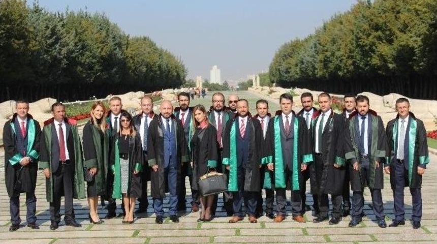 Milliyet&ccedil;i Avukatlar, Anıtkabir Ve Anıtmezar&rsquo;ı Ziyaret Etti