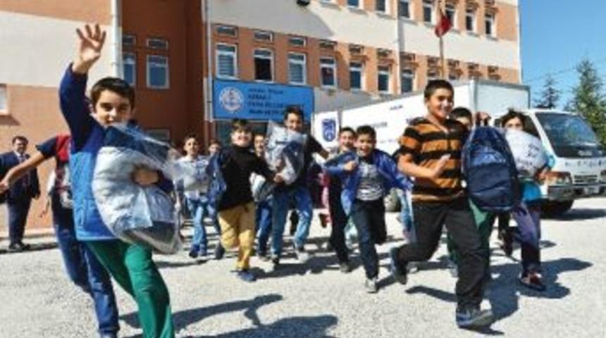 B&uuml;y&uuml;kşehir&rsquo;den 50 Bin &Ouml;ğrenciye Eğitim Desteği