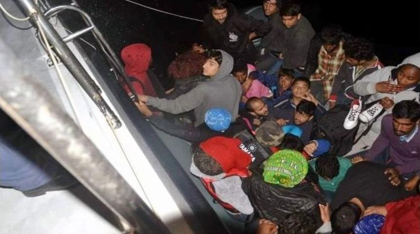 Bodrum&rsquo;da 58 Ka&ccedil;ak G&ouml;&ccedil;men Yakalandı