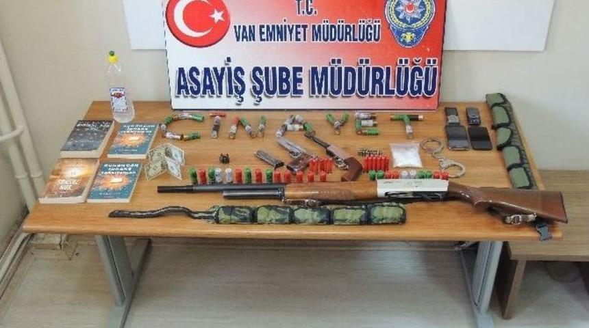 Yanmayan Kilim Par&ccedil;asından Cinayeti &Ccedil;&ouml;zd&uuml;ler