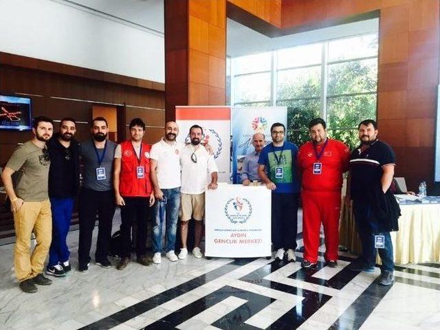 Gençlik Merkezleri Değerlendirme Toplantısı Aydın’da Yapıldı 2