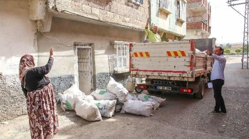 Şehitkamil&rsquo;den Ailelere Kışlık Yakacak Yardımı