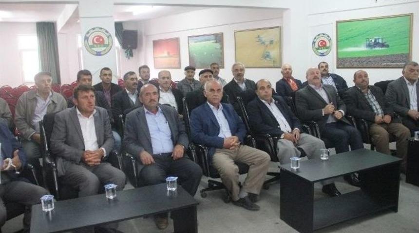 Bafra&rsquo;da T&uuml;t&uuml;n &Uuml;reticilerinin Sorunları Tartışıldı