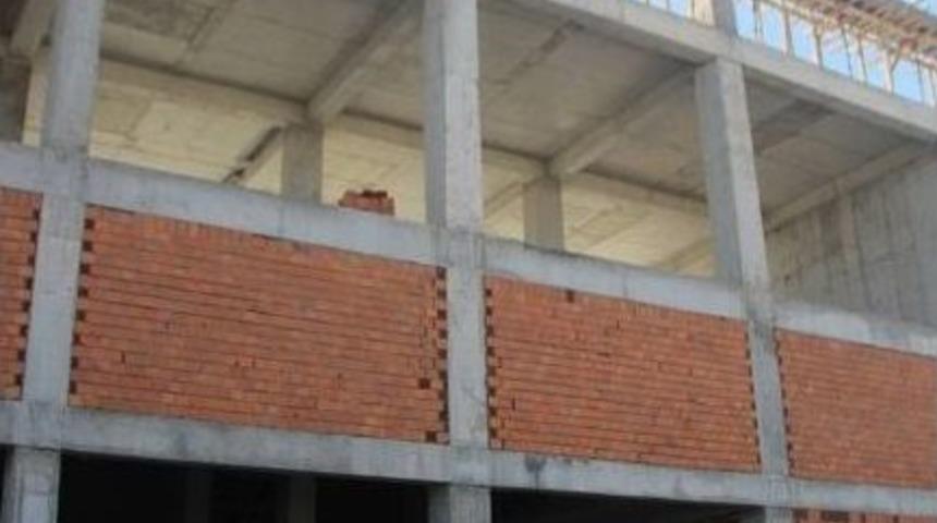 Spor Salonu İnşaatında İş Kazası: 1 Yaralı