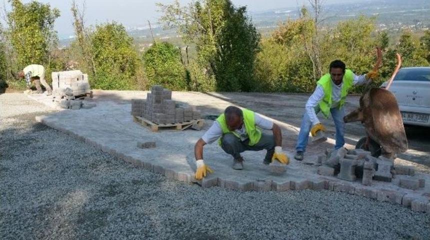Kartepe&rsquo;de Yol İyileştirme &Ccedil;alışmaları S&uuml;r&uuml;yor