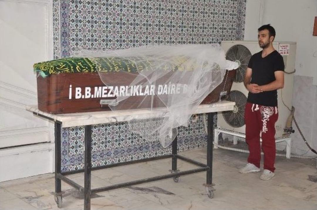 Kazada &Ouml;len &Uuml;niversiteli Buse Son Yolculuğuna Uğurlandı