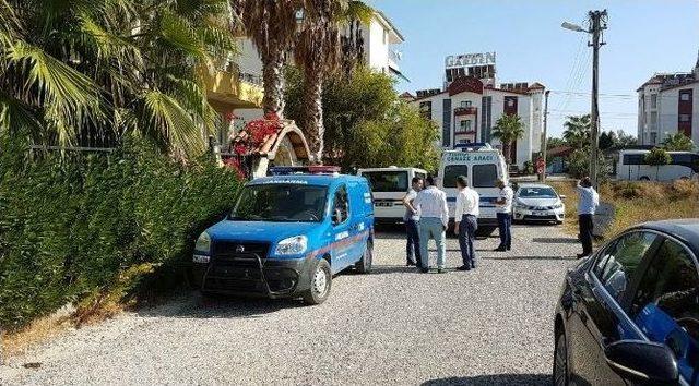 Eğlence M&uuml;d&uuml;r&uuml; Evinde &Ouml;l&uuml; Bulundu 3