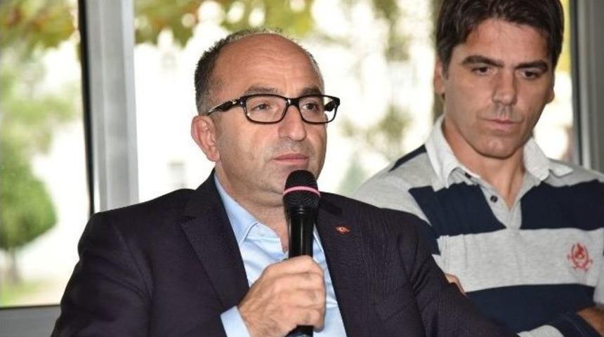 Başkan &Uuml;z&uuml;lmez, K&ouml;sek&ouml;y Sakinlerini Dinledi