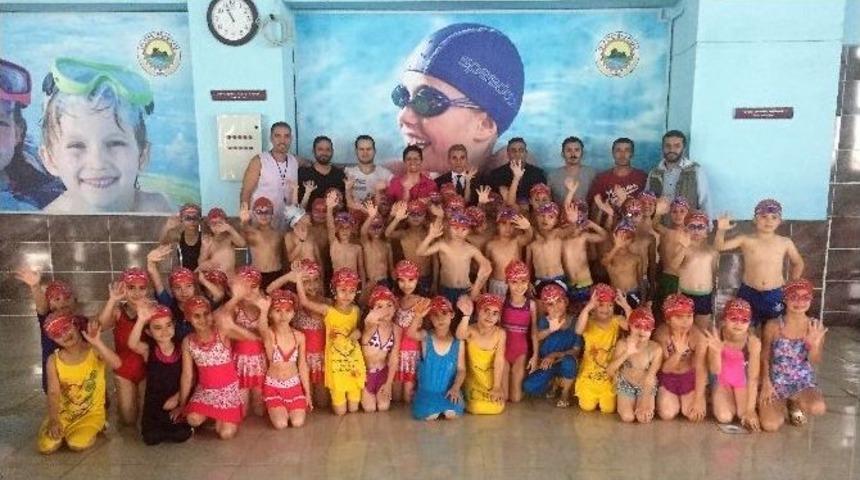 Minikler Geleceğe Kula&ccedil; Atıyor